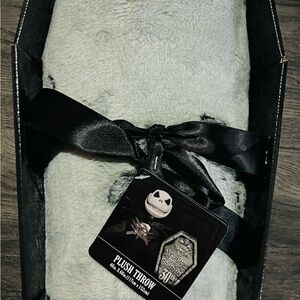 Disney Plush Throw - Black and White